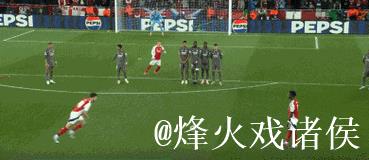 西蒙斯：很高兴罗梅罗把点球让给了我；能踢欧冠